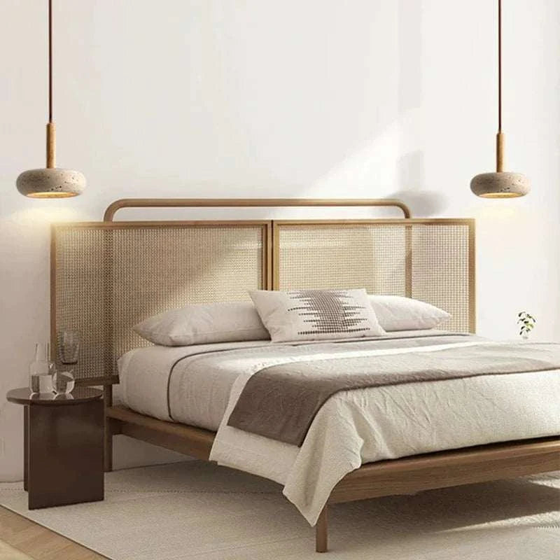 Retro Lux Drop Light lamp with three heads in a retro Nordic design, ideal for bedrooms and dining rooms.