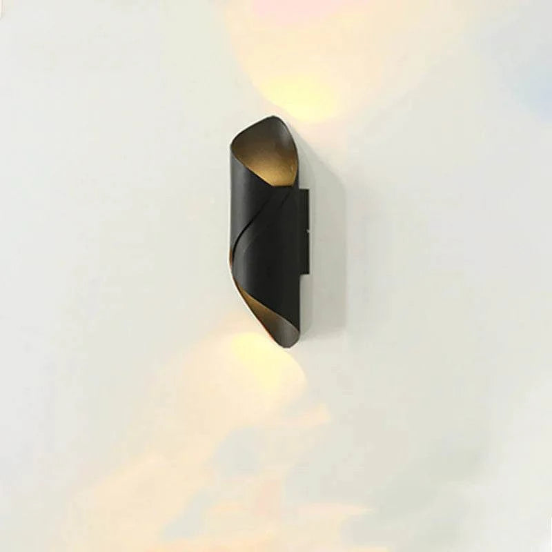 LED waterproof outdoor wall lamp with sleek design and bright energy-efficient illumination